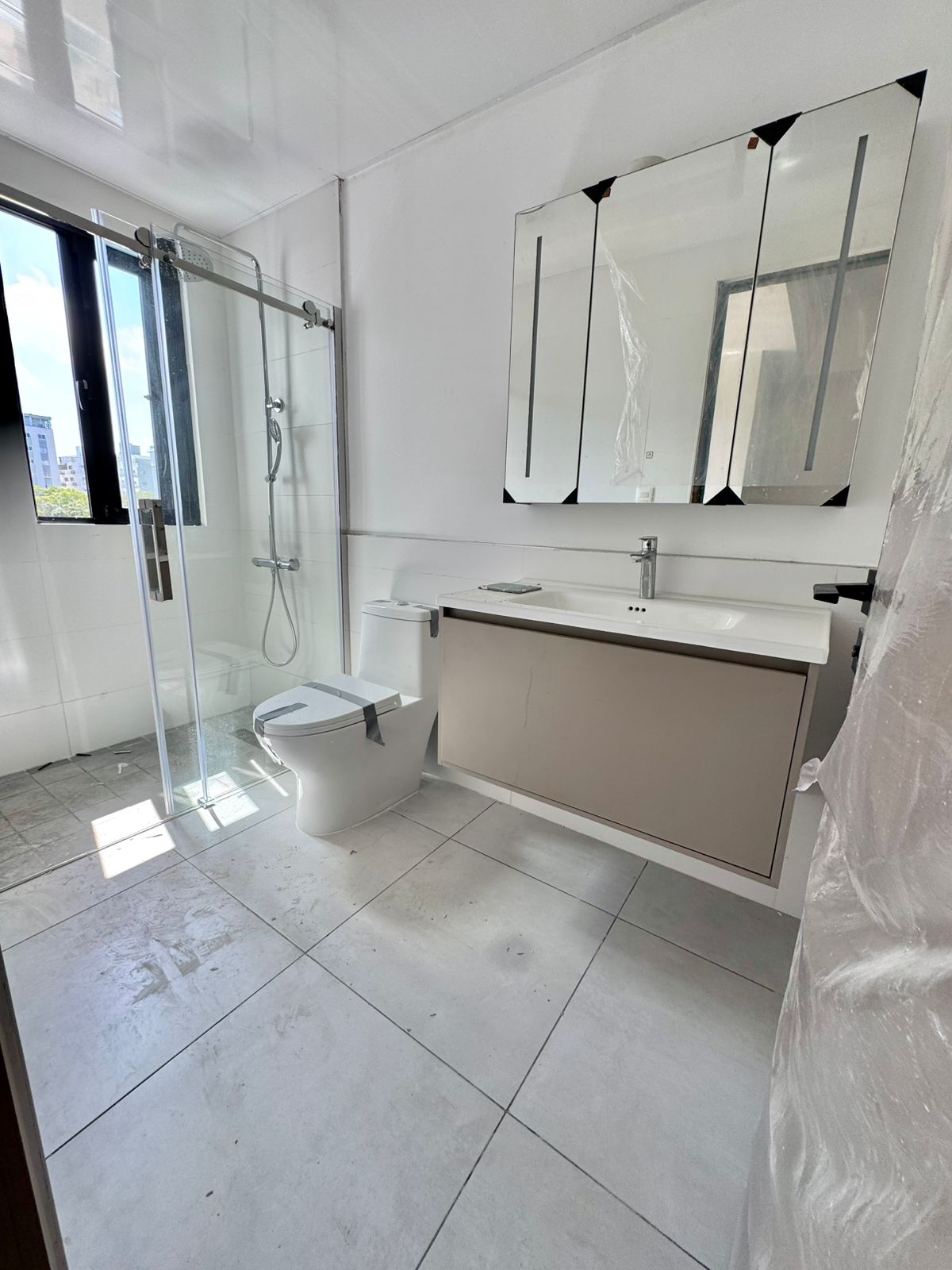 Apartamento Nuevo en Alquiler EVARISTO MORALES USD 1550.00 Mantenimien Foto 7309396-15.jpg