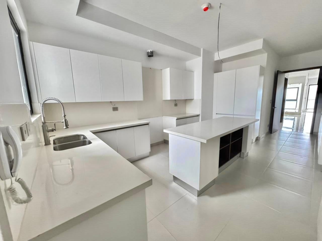 Apartamento Nuevo en Venta LOS CACICAZGOS AV. ANACAONA USD 1250000.00  Foto 7309429-13.jpg