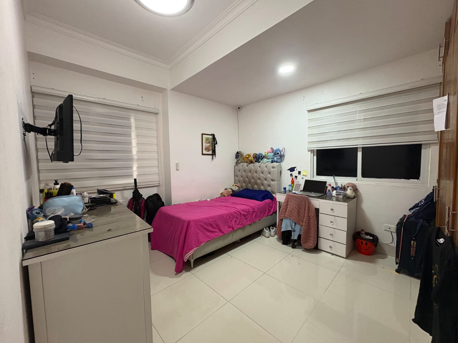 Se vende 2da con Terraza vacío en Ensanche Ozama de 3 Habitaciones  1  Foto 7309525-10.jpg