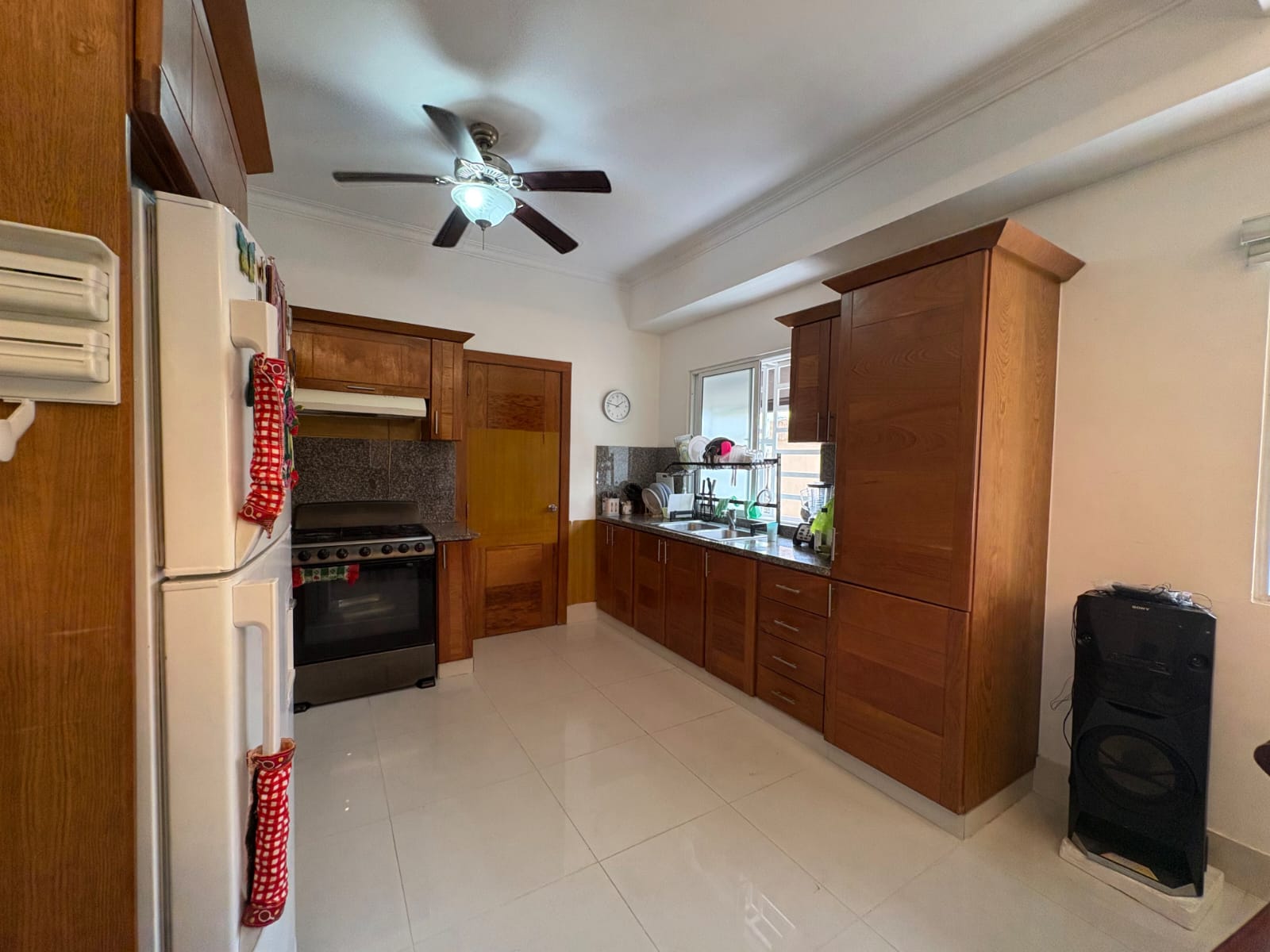 Se vende 2da con Terraza vacío en Ensanche Ozama de 3 Habitaciones  1  Foto 7309525-9.jpg