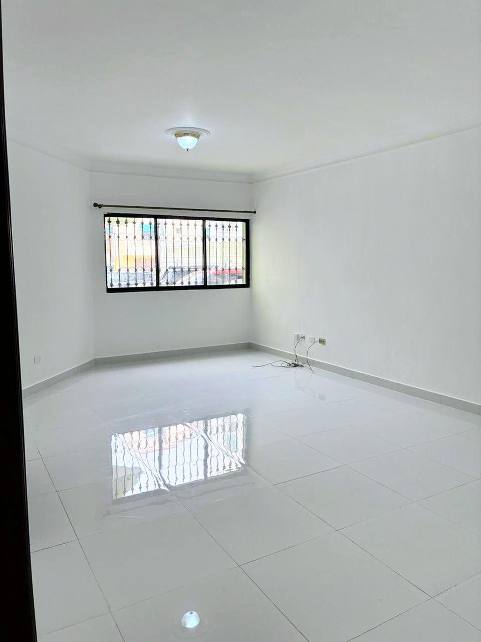 Apartamento en Venta RENACIMIENTO  RD12500000.00 Mantenimiento RD3000. Foto 7309649-6.jpg