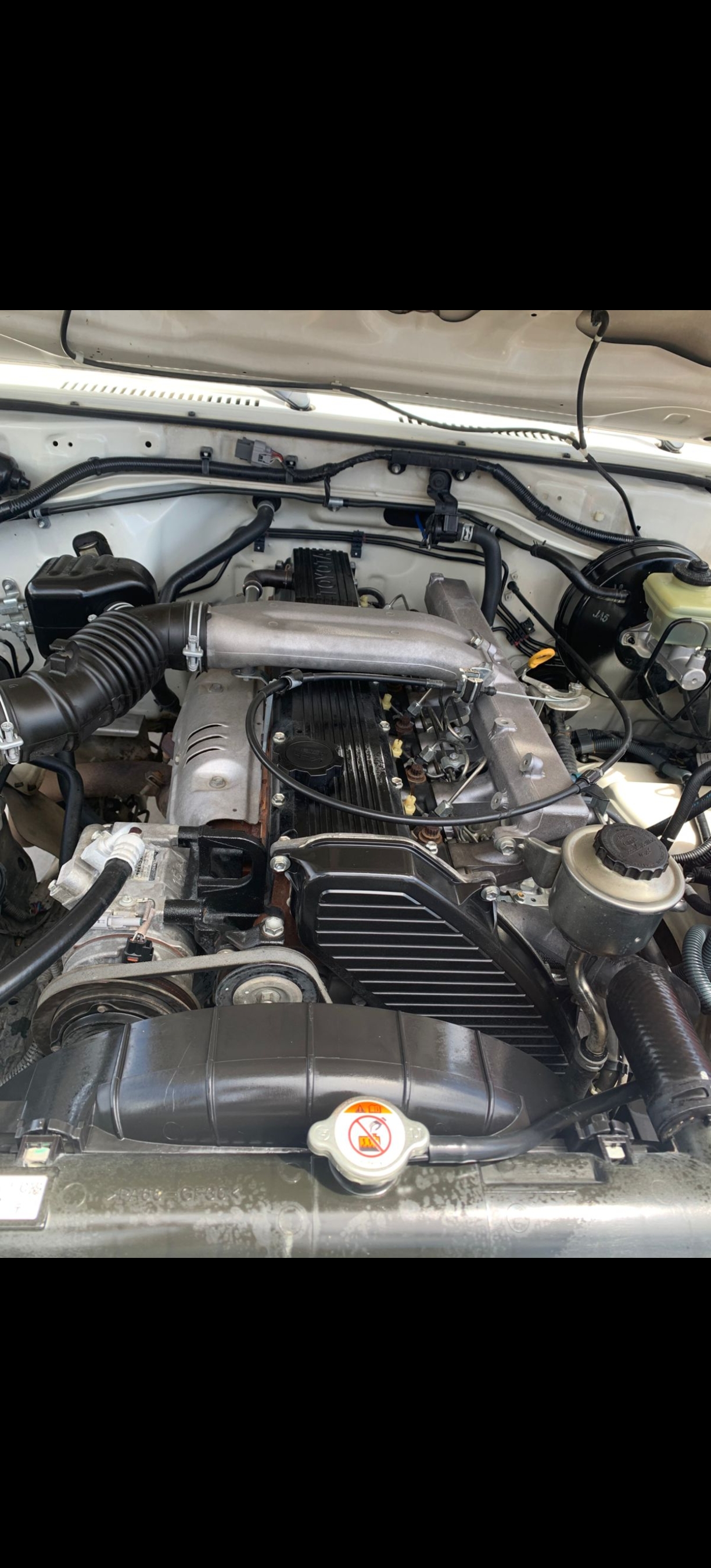 Toyota land cruiser serie 70 año 2017 pintura impecable  Foto 7309764-6.jpg