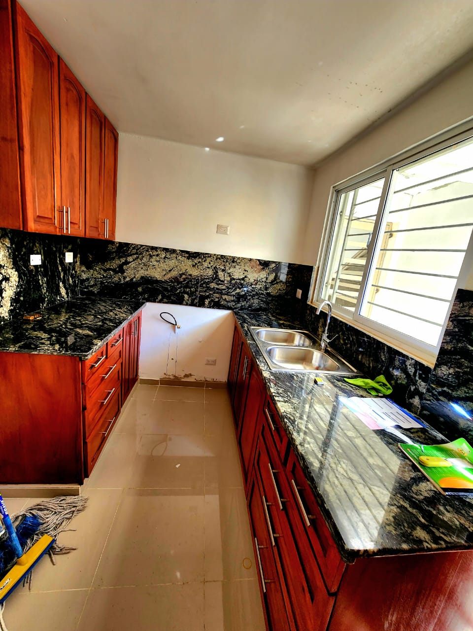 En Alquiler Casa en uso Comercial en Alquiler  Foto 7309771-15.jpg