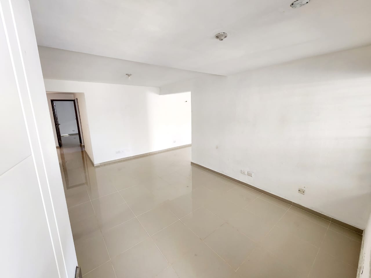 En Alquiler Casa en uso Comercial en Alquiler  Foto 7309771-3.jpg