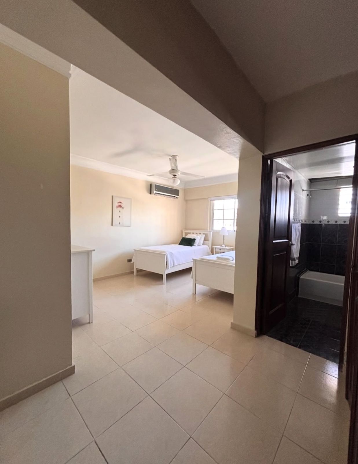 Apartamento en alquiler full amueblado ????Evaristo morales  Torre fam Foto 7309795-4.jpg