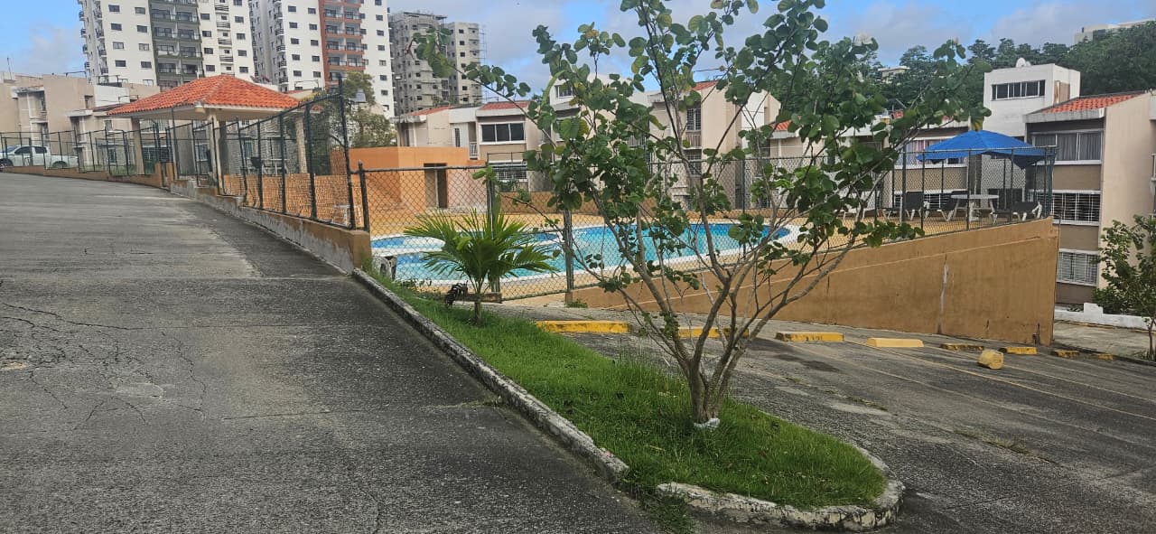 Apartamento en Alquiler en Colinas del Arroyo II – Santo Domingo Norte Foto 7309805-4.jpg