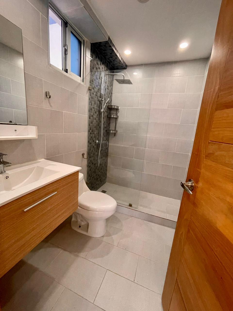 Exclusivo Apartamento en Alquiler con Línea Blanca en el Corazón de Na Foto 7309808-8.jpg