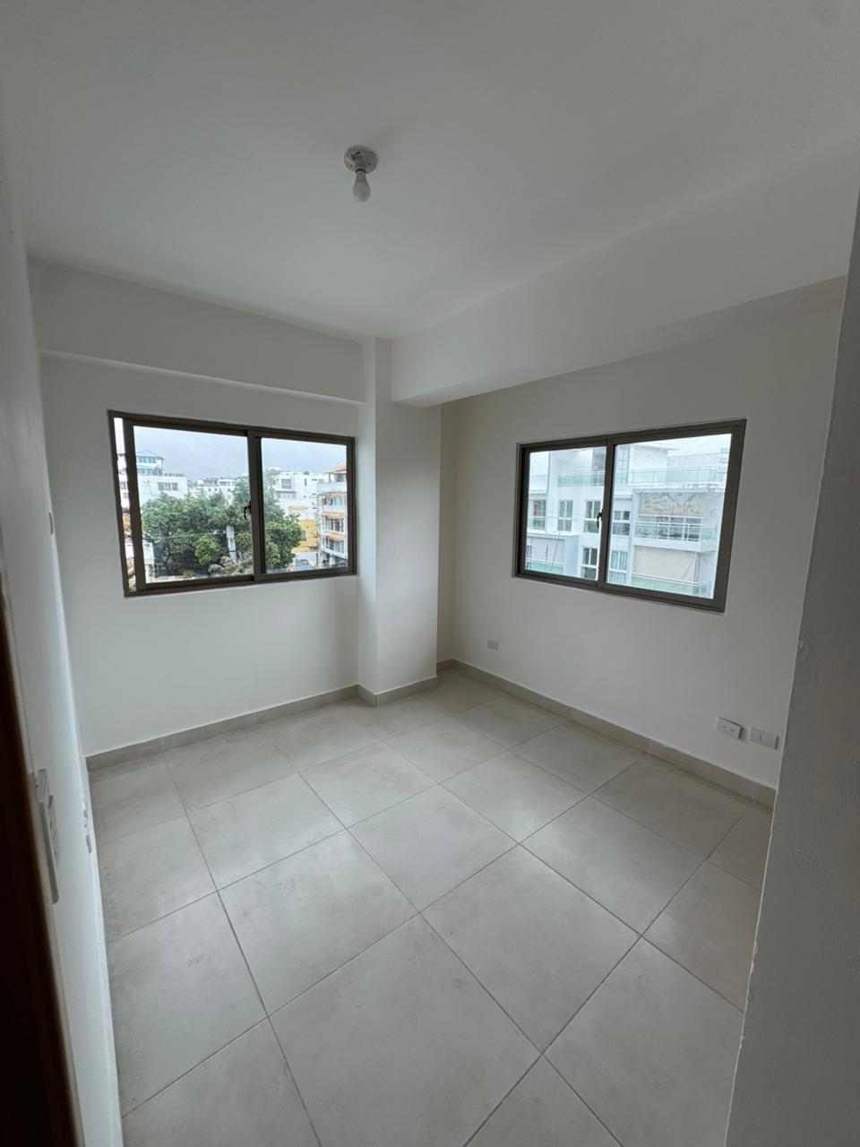 Avenida independencia 125m2 2 habitaciones 2 parqueos en zona premium Foto 7310168-6.jpg