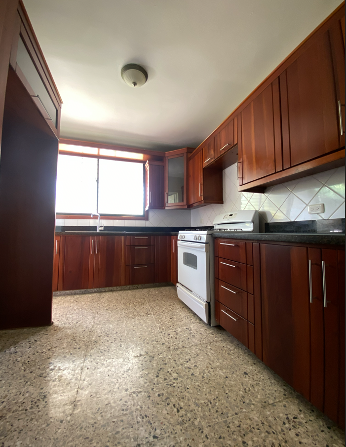 Apartamento en Venta en Av Los Proceres Santo Domingo Foto 7310200-8.jpg