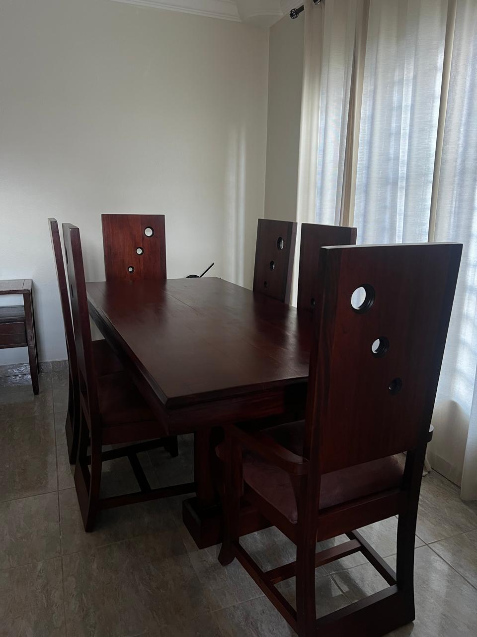 Comedor en Caoba en La Altagracia Foto 7310202-1.jpg