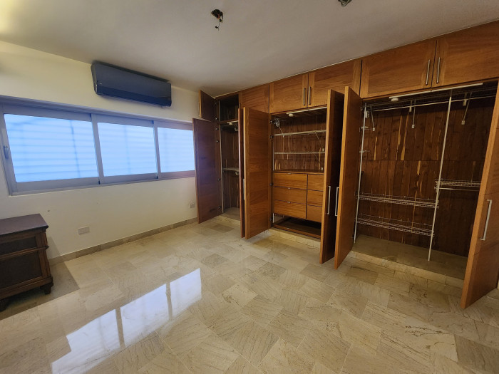 Apartamento en Venta en Gazcue  Amplio cómodo y excelente ubicación Foto 7310254-3.jpg