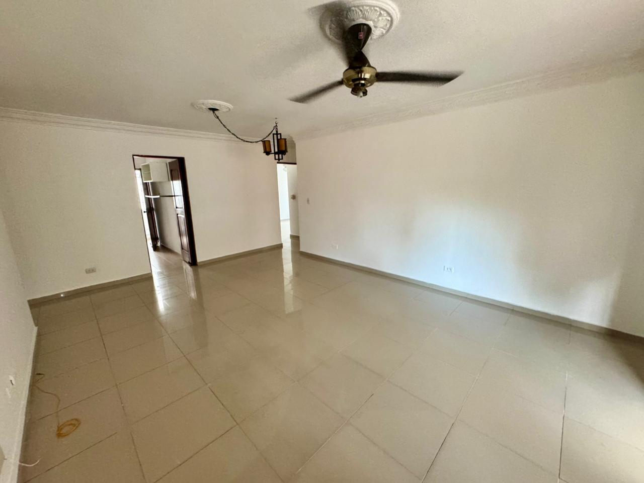 Apartamento en venta ????CACICAZGOS PRECIO RD 10050000 Mantenimiento R Foto 7310502-8.jpg
