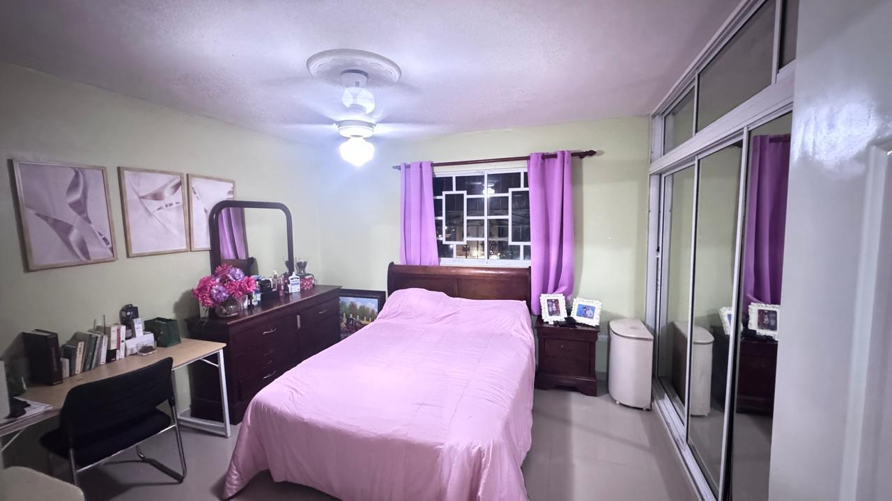Apartamento en Santo Domingo Este.  3 Habitaciones.  95 Mts2 de constr Foto 7310606-13.jpg