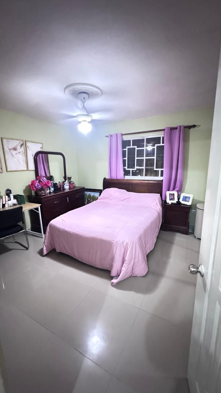Apartamento en Santo Domingo Este.  3 Habitaciones.  95 Mts2 de constr Foto 7310606-8.jpg