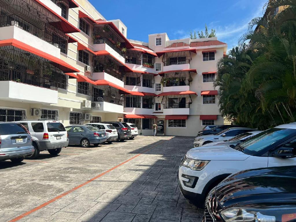 Apartamento amplio arroyo hondo viejo 3 H Foto 7310723-1.jpg