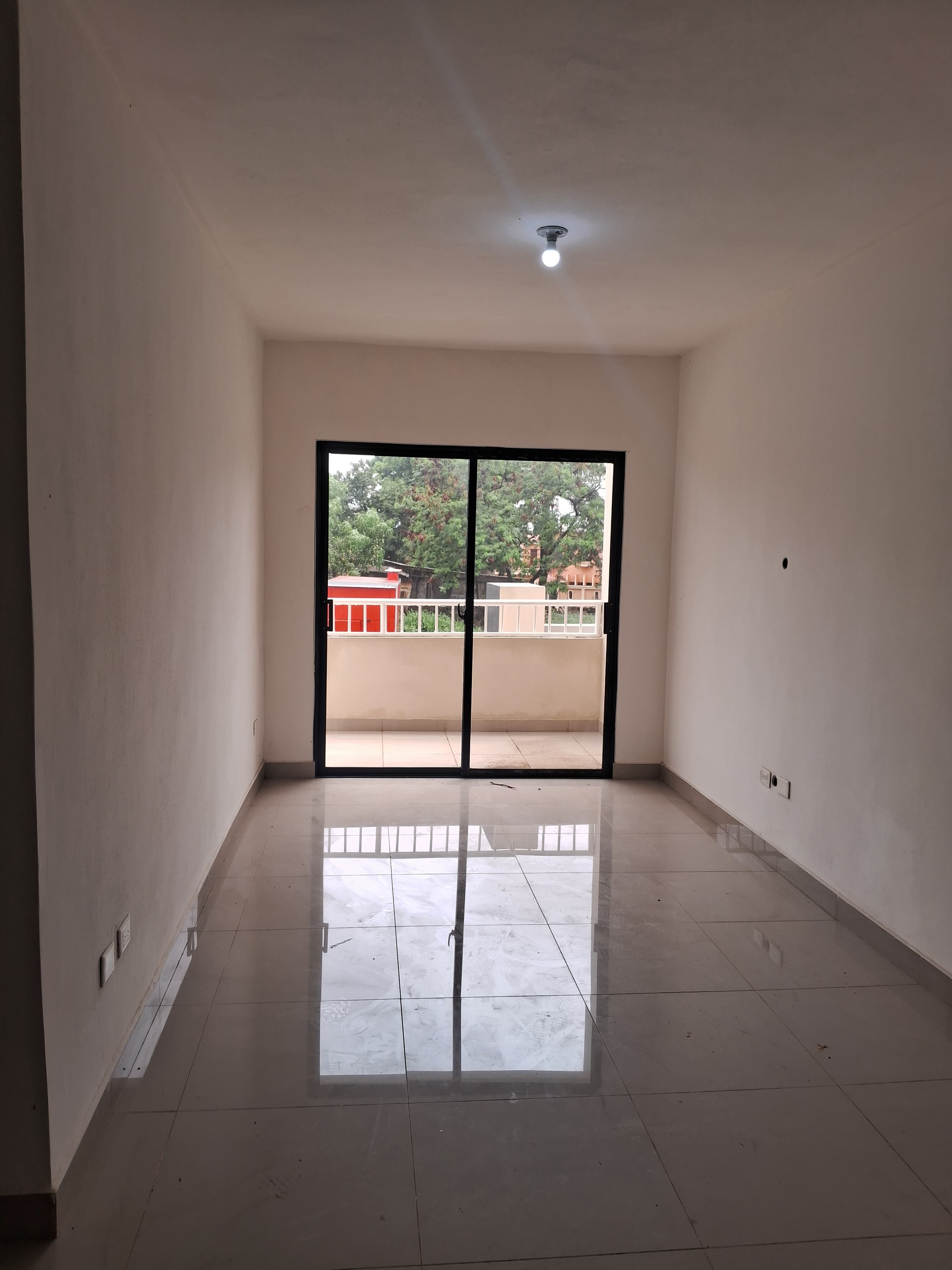Apartamento de alquiler de 2 habitaciones y 3 en el KM 14 de tras del  Foto 7310777-5.jpg