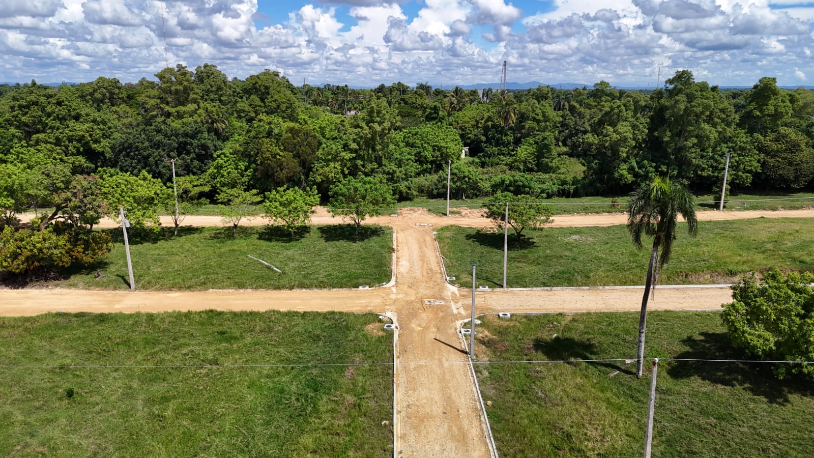 MEJESTUOSO PROYECTO DE SOLARES EN SANTO DOMINGO NORTE Foto 7310779-8.jpg