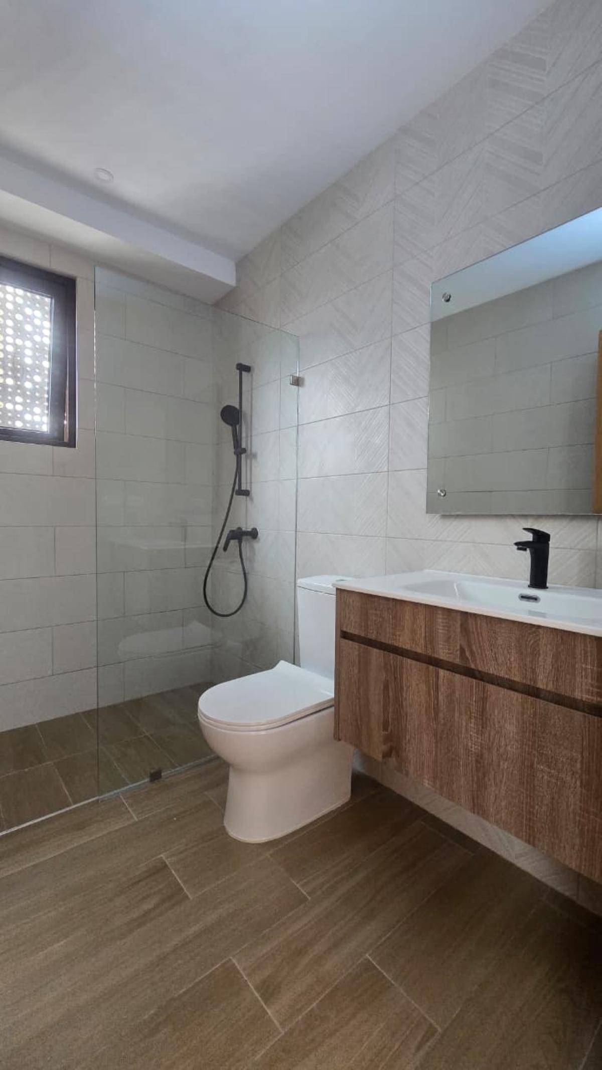 Alquiler de apartamento amueblado sector de Bella Vista Santo Domingo. Foto 7311107-11.jpg