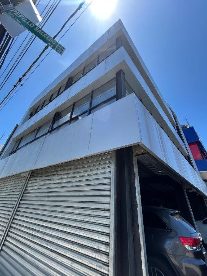 Edificio Comercial de 3 Niveles en Alquiler – Ensanche La Fe Foto 7311255-2.jpg