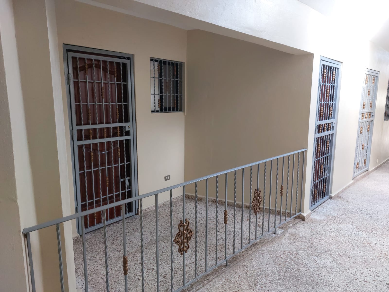 Apartamento en alquiler completamente remodelado en Sto Dgo Este Foto 7311484-4.jpg