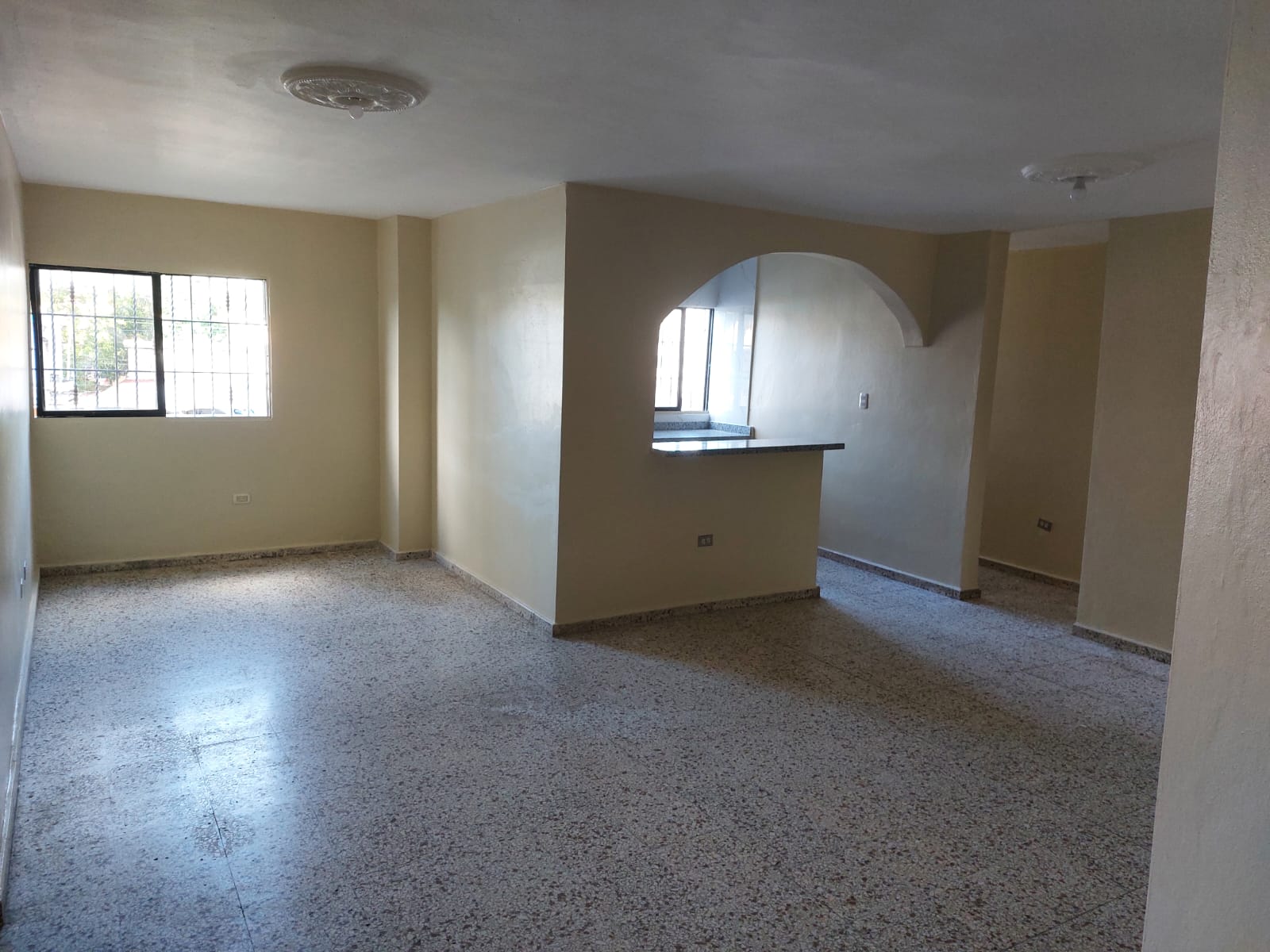 Apartamento en alquiler completamente remodelado en Sto Dgo Este Foto 7311484-6.jpg