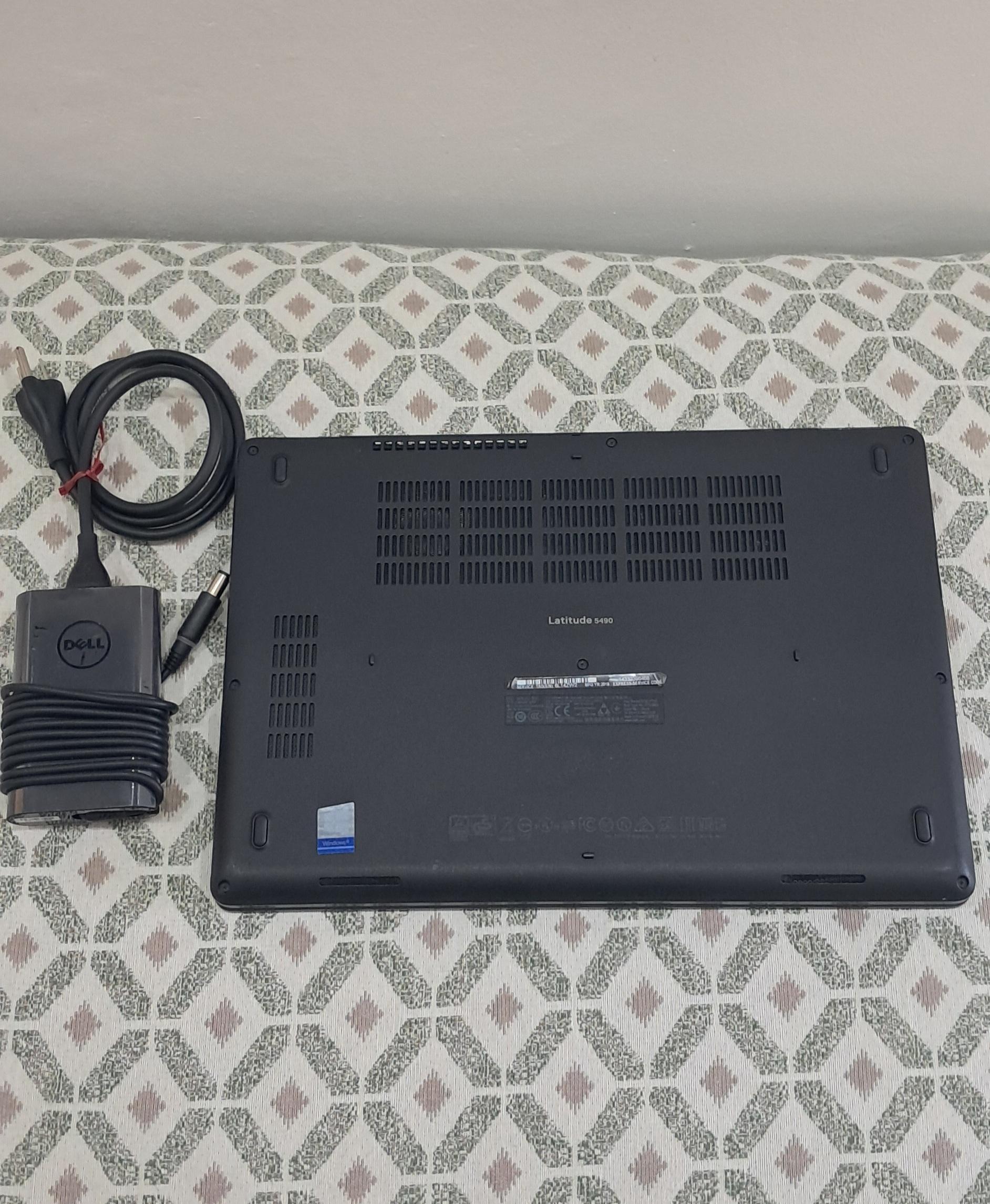 Laptop Dell 512GB SSD M.2 16GB Nvme i5 8va Gen Foto 7311544-4.jpg