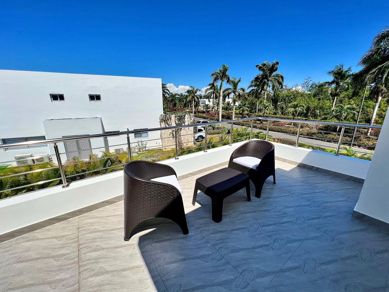 Villa de 3 Habitaciones en Venta en Playa Nueva Romana.  Foto 7311583-8.jpg