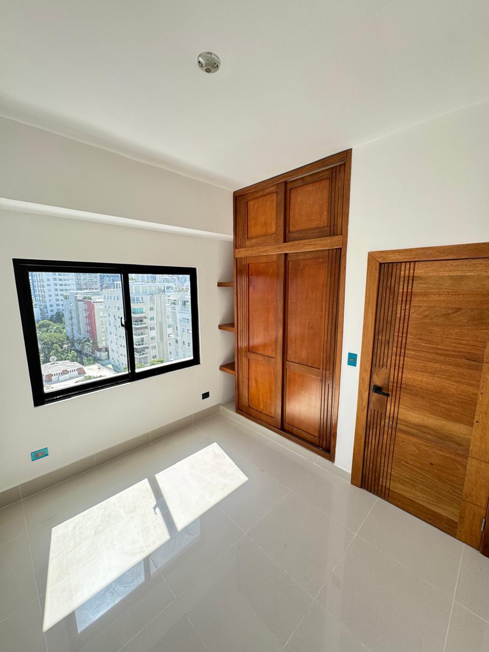 Apartamento de 2 Habitaciones en Venta en el Ensanche Naco  Foto 7311596-5.jpg