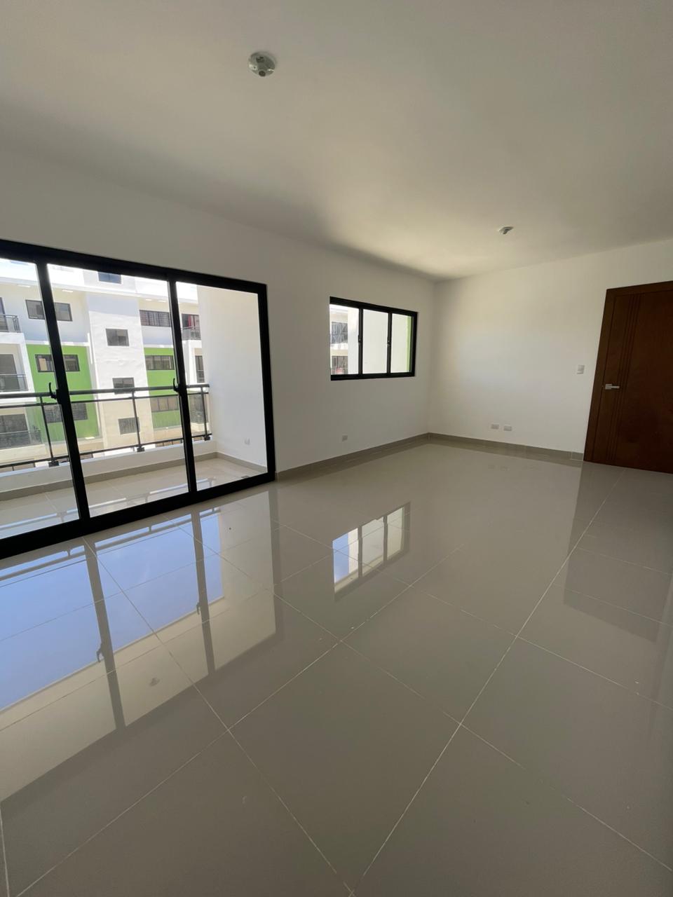 Apartamento de 3 Habitaciones en Venta en Av. Hipica. Foto 7311607-2.jpg