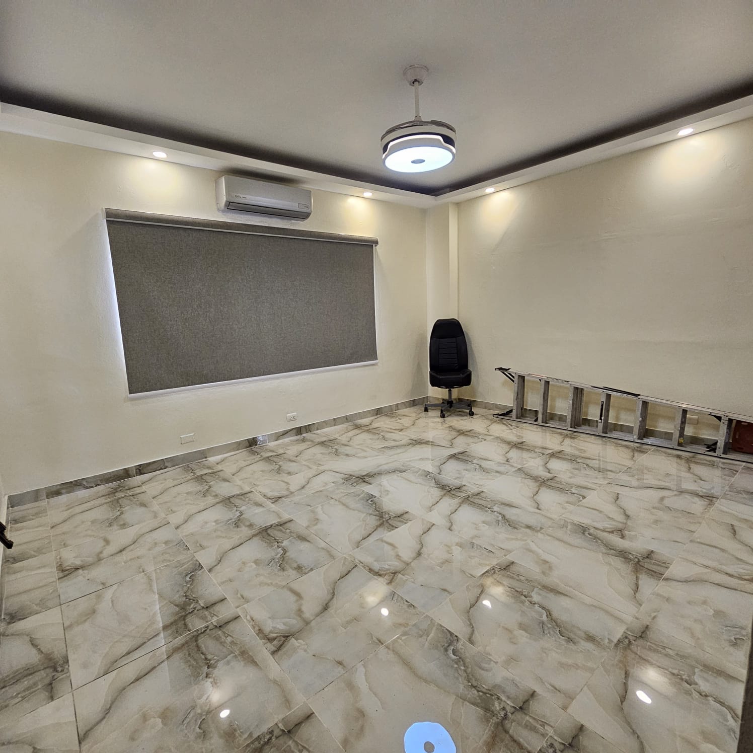 Amplio Apartamento en Venta en Evaristo Morales – 240 m a Esquina de l Foto 7311645-14.jpg