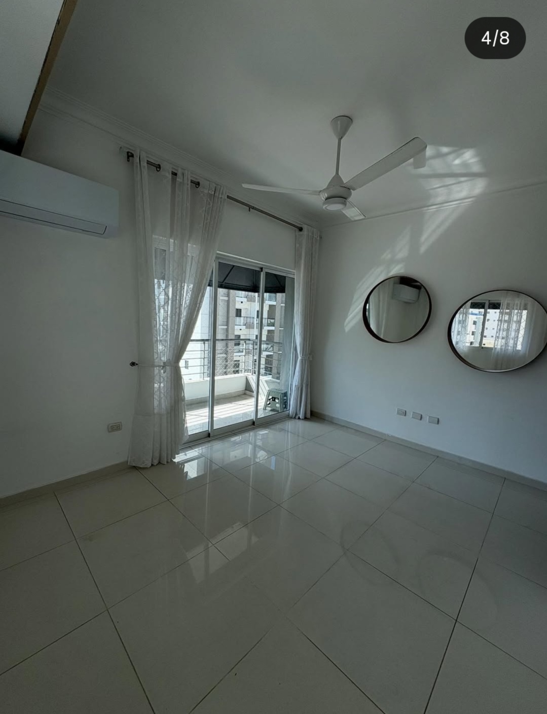 Apartamento Moderno y Céntrico en Evaristo Morales con Jacuzzi y 2 Par Foto 7311646-7.jpg