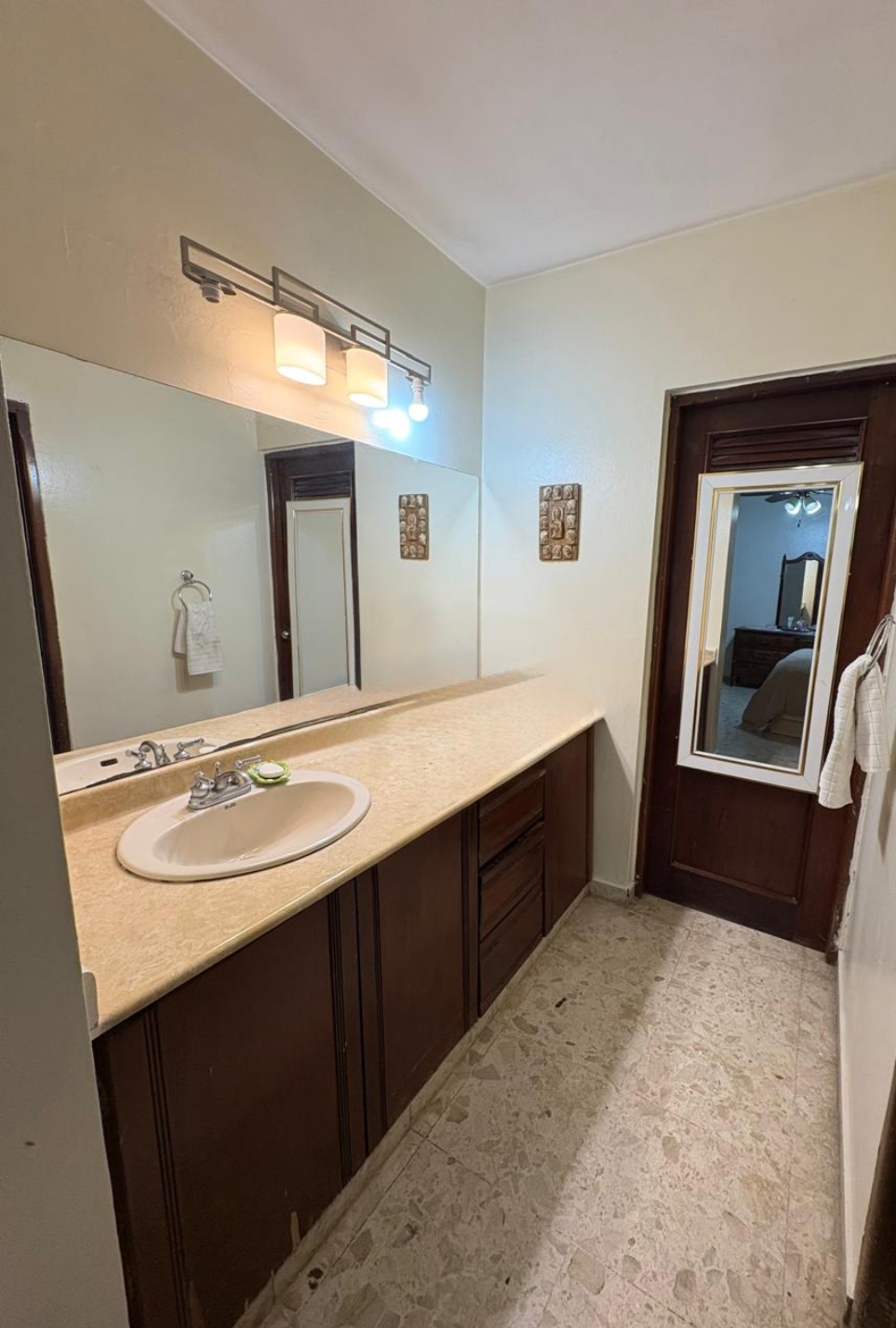 Apartamento Remodelado en Venta en Evaristo Morales – Confort y Excele Foto 7311647-5.jpg