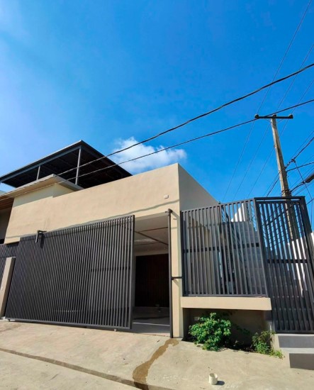 ???????? CASA EN VENTA – PRÓXIMO A HIPER OLÉ JOAQUN BALAGUER SANTIAGO  Foto 7311656-1.jpg