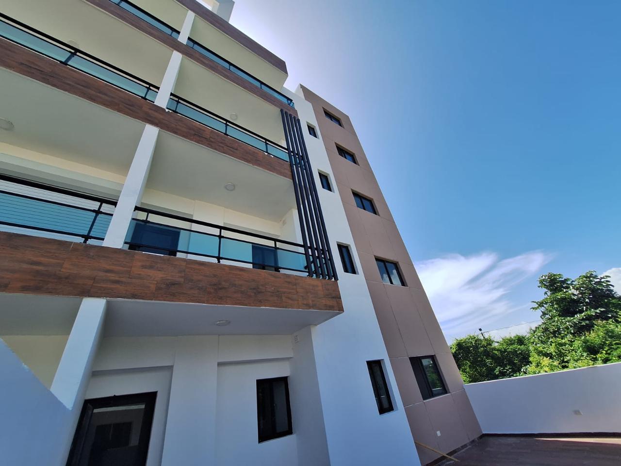 Apartamento de 3 Habitaciones en Venta en la Av. Ecológica.  Foto 7311686-2.jpg