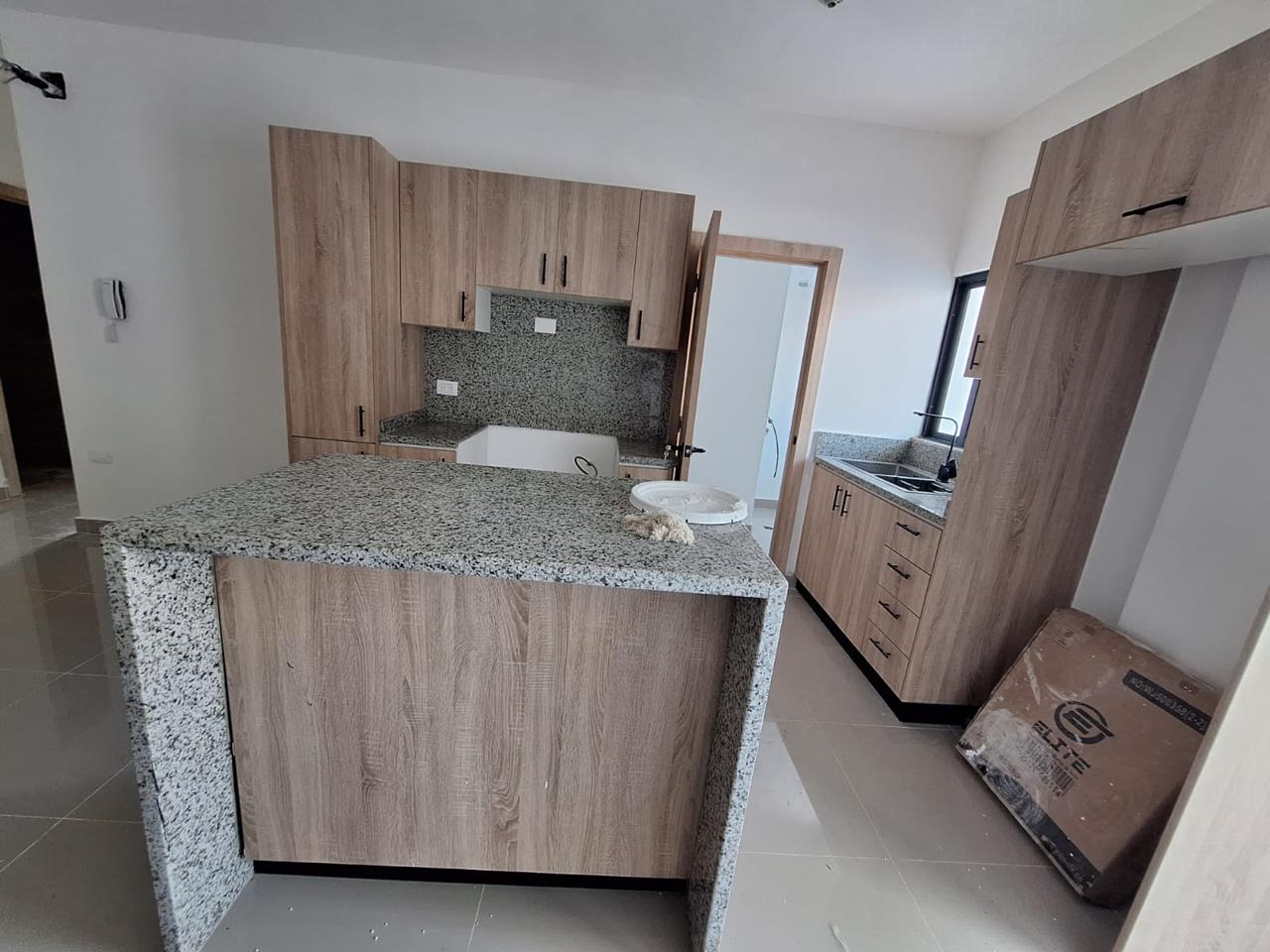 Apartamento de 3 Habitaciones en Venta en la Av. Ecológica.  Foto 7311686-3.jpg