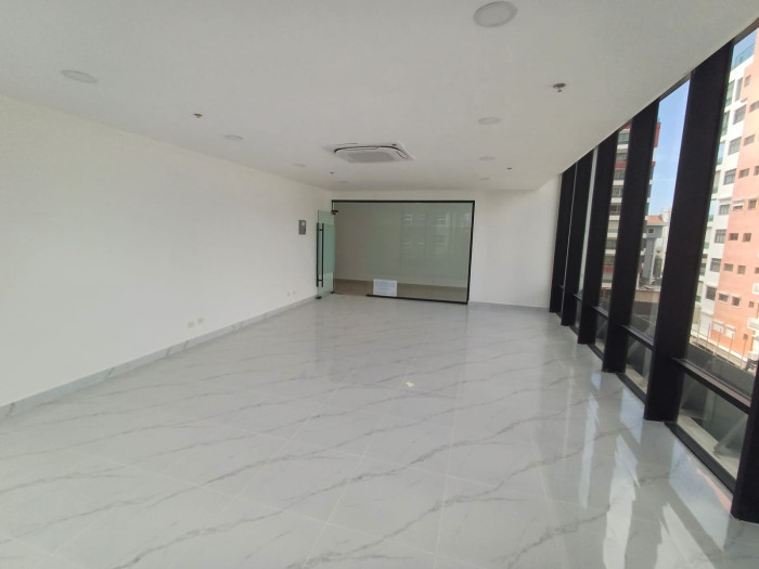 Local Comercial en Alquiler  Torre Empresarial Bella Vista Foto 7311709-2.jpg