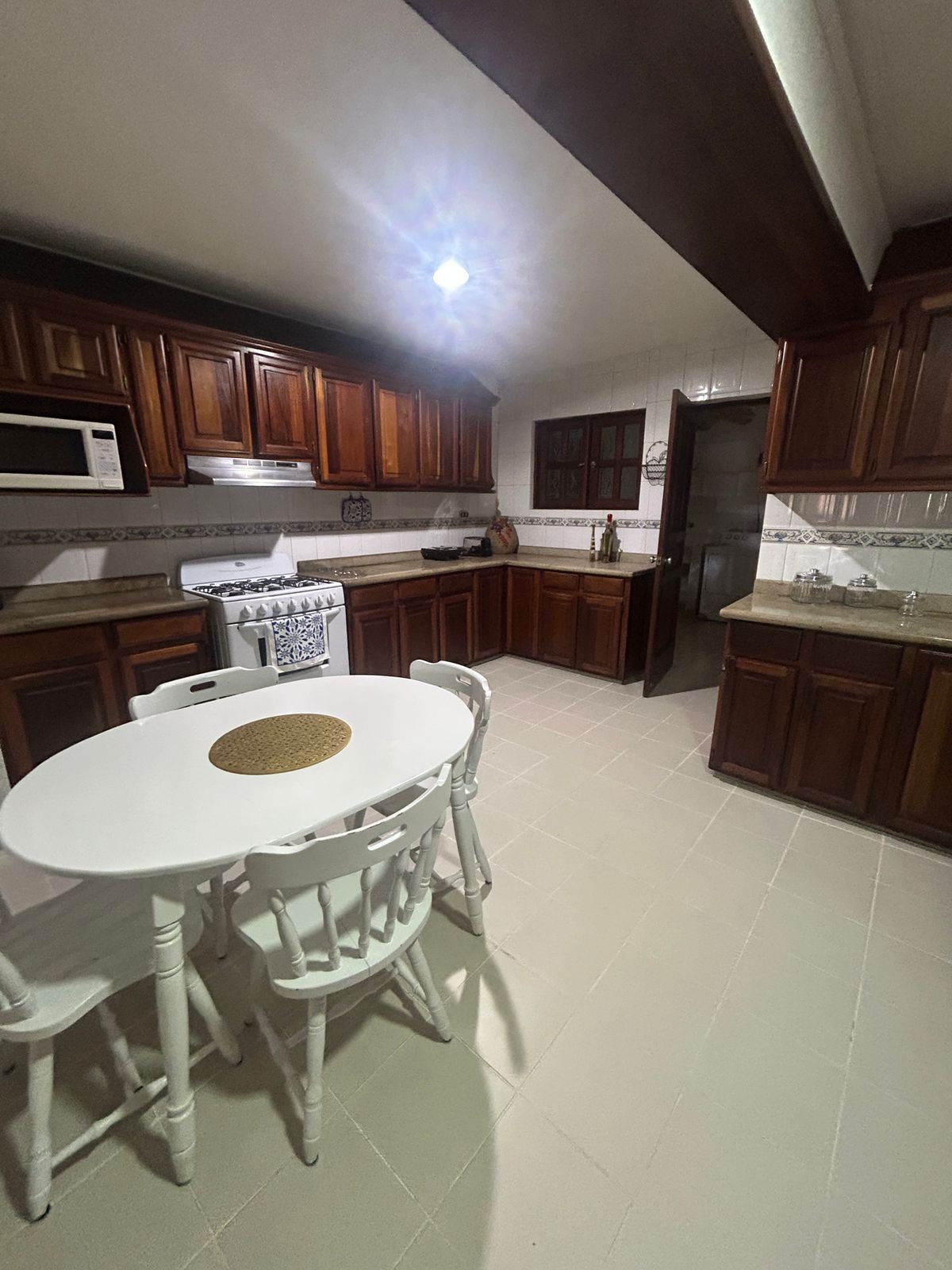 Apartamento en Renta – Amplio Elegante y Totalmente Amueblado Evaristo Foto 7311714-6.jpg