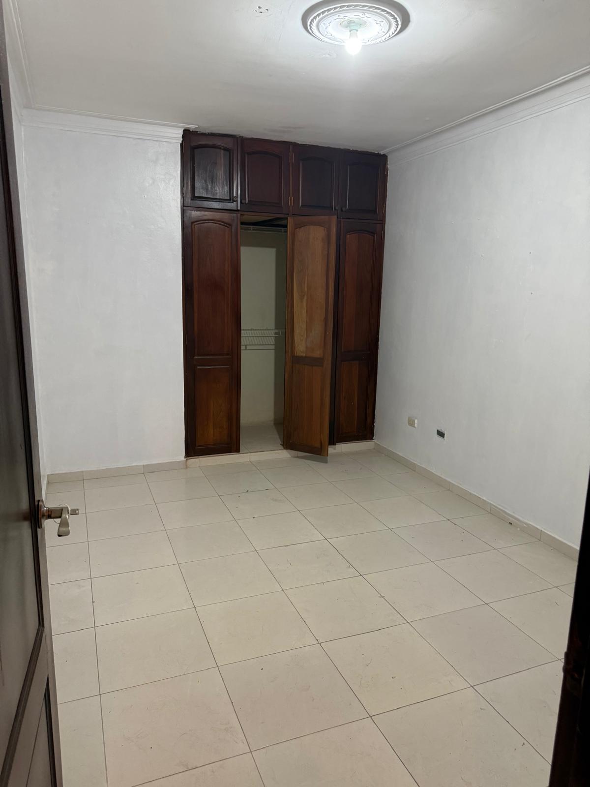 VENDO AMPLIO APARTAMENTO                     Alma Rosa Segunda a una e Foto 7311756-11.jpg