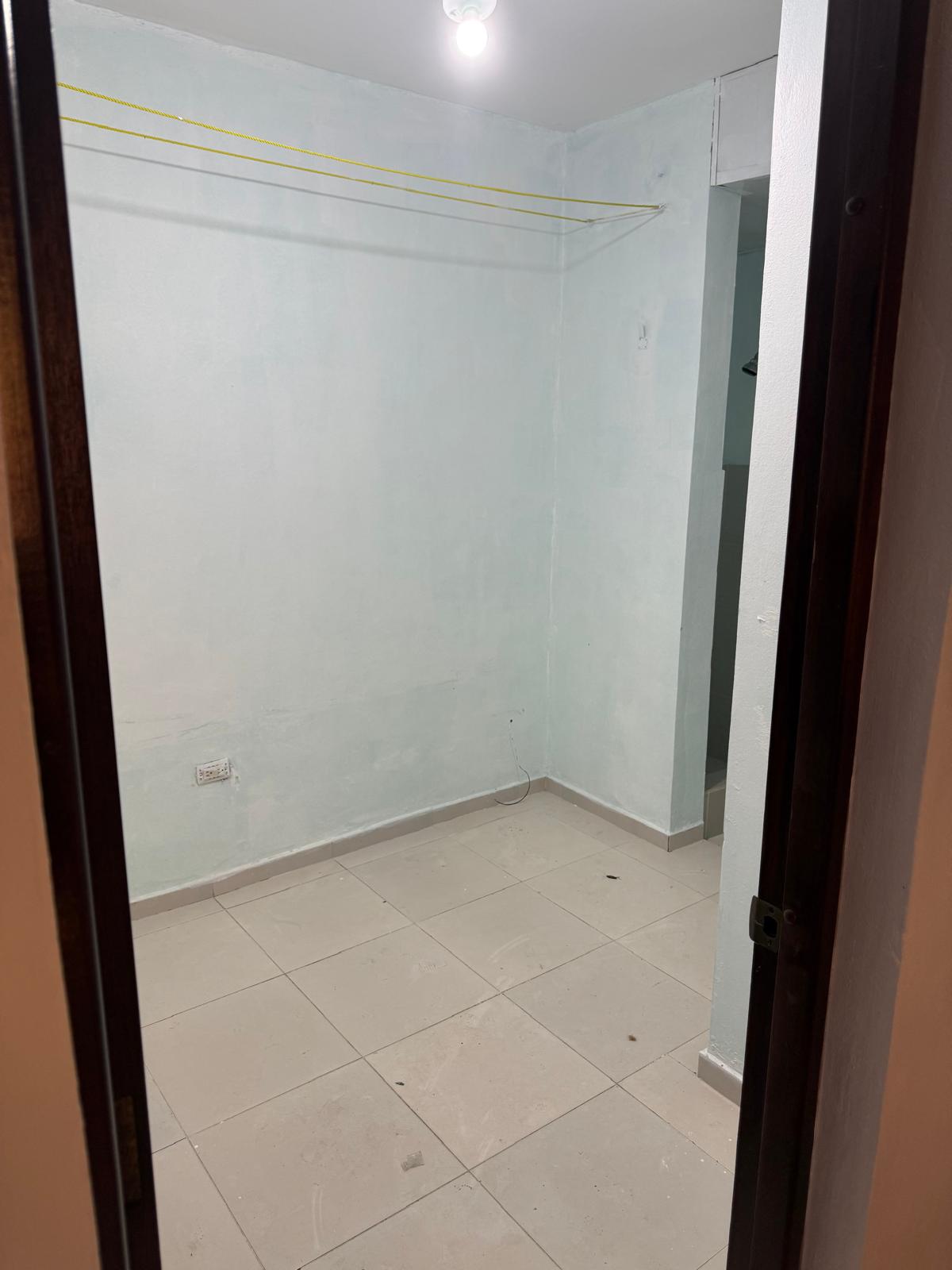 VENDO AMPLIO APARTAMENTO                     Alma Rosa Segunda a una e Foto 7311756-8.jpg