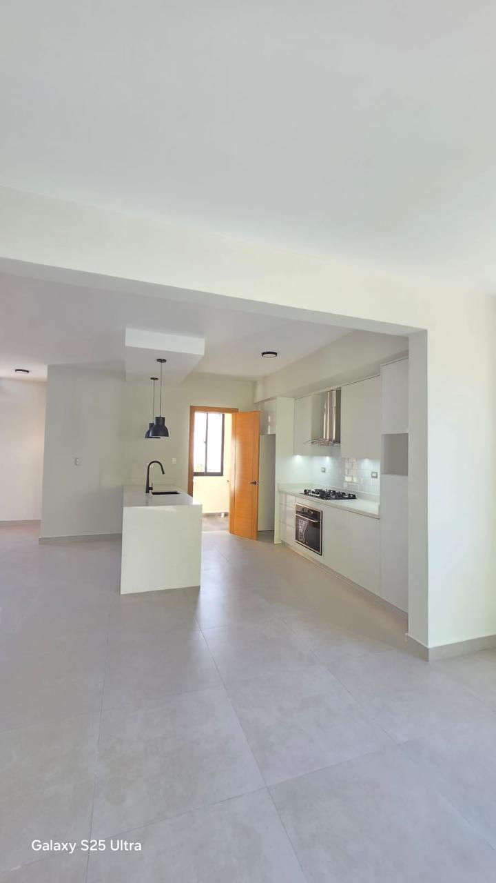 Villa nueva en venta – Metro Country Club  Foto 7311831-5.jpg