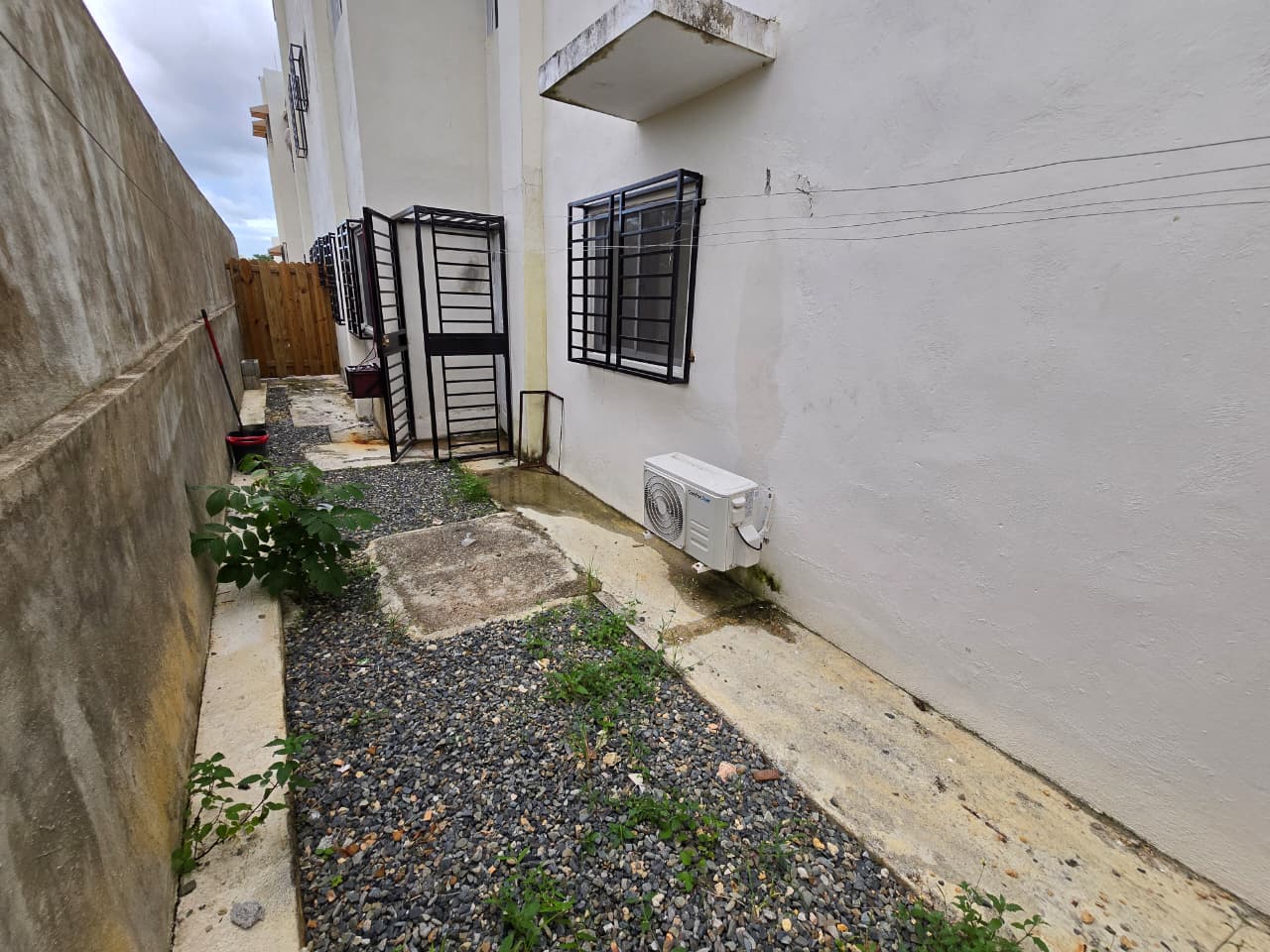 Vendo Hermoso Primer Piso con Patio Residencial Terrazas del Arroyo Ja Foto 7312031-4.jpg