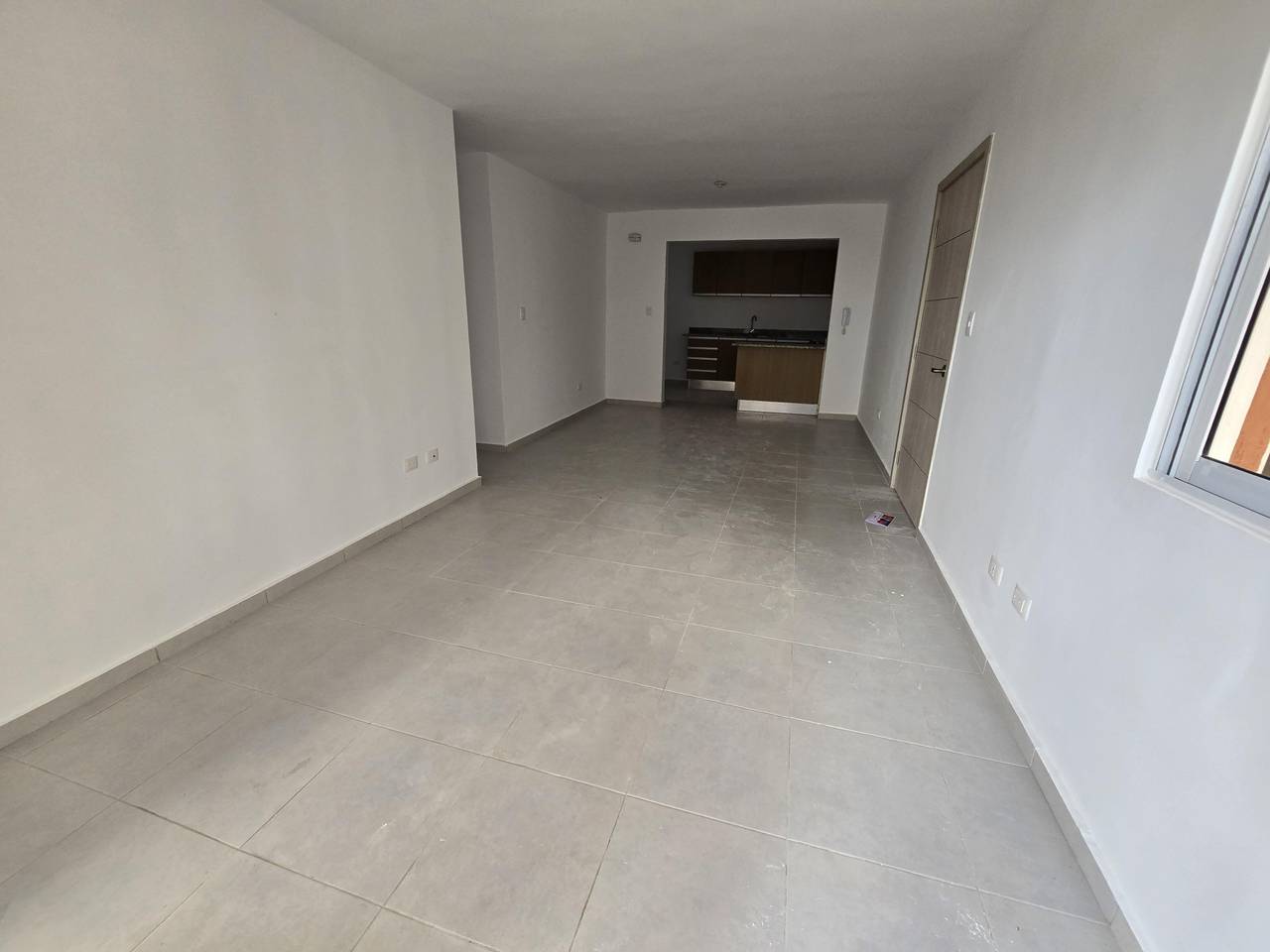Apartamento en Torre Ita Esther II Jacobo Majluta  Piso 3 con ascensor Foto 7312039-4.jpg