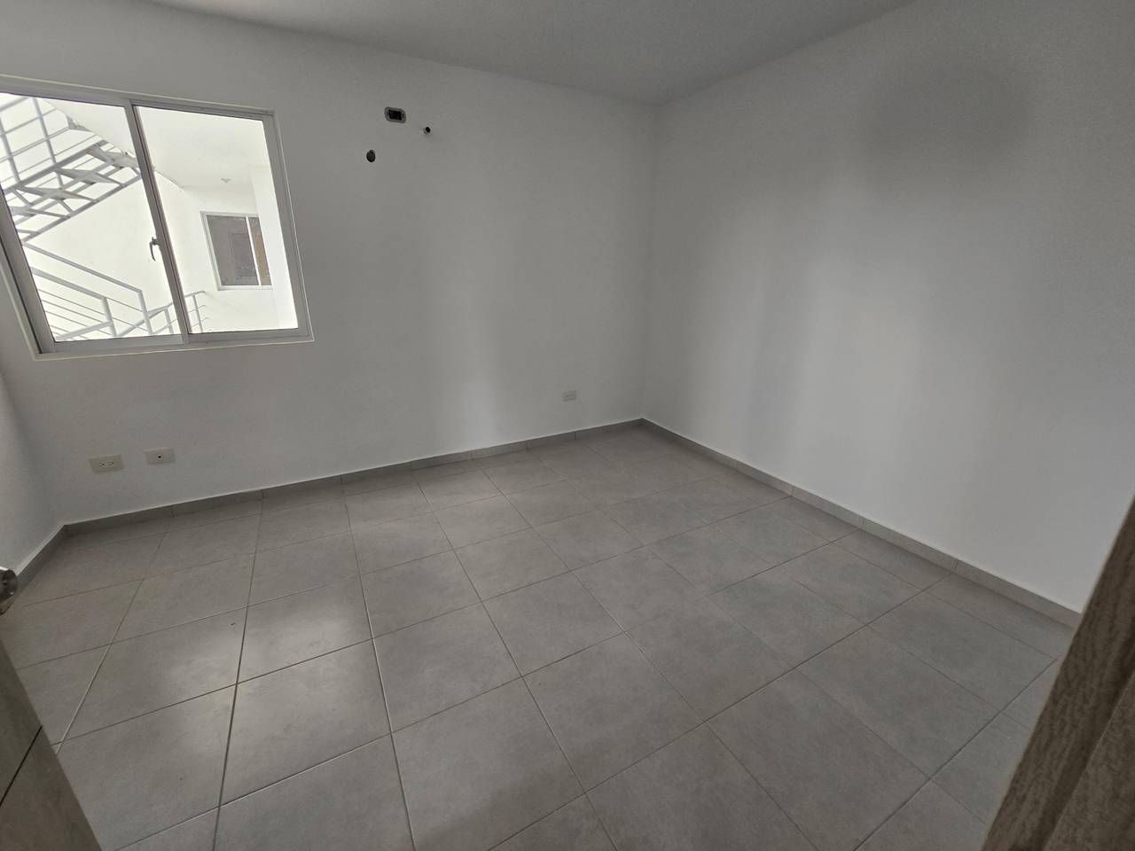 Apartamento en Torre Ita Esther II Jacobo Majluta  Piso 3 con ascensor Foto 7312039-6.jpg