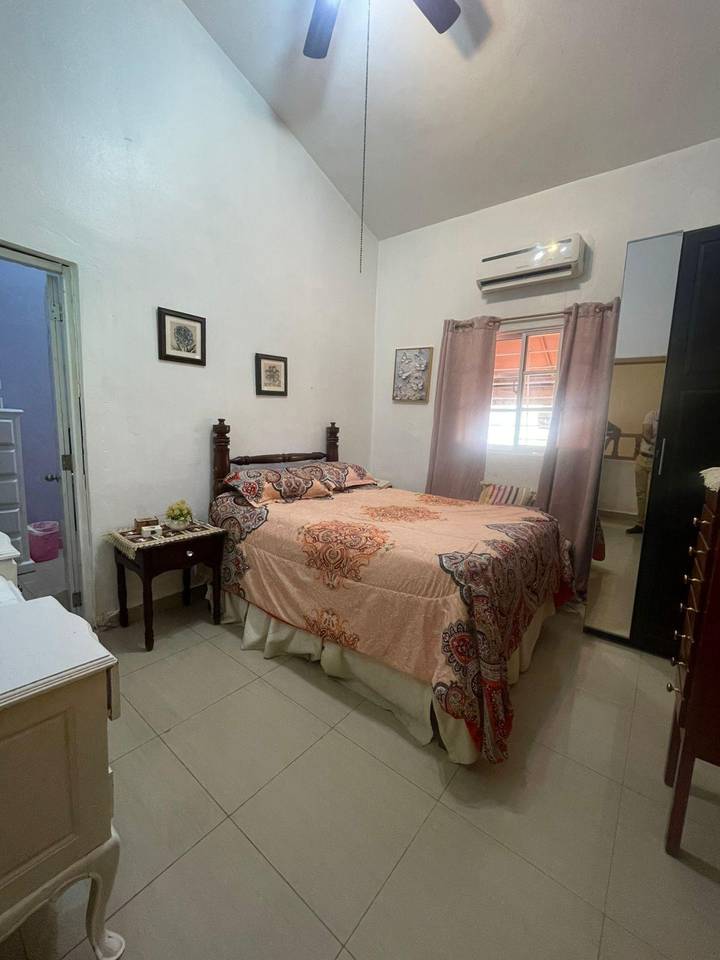 Townhouse en Colinas del Arroyo I – Santo Domingo Norte  Foto 7312048-11.jpg