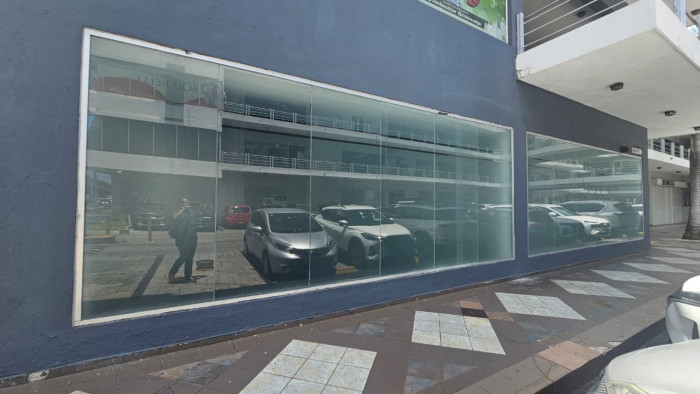 Commercial Space for Lease at Plaza Metropolitana Foto 7312090-12.jpg
