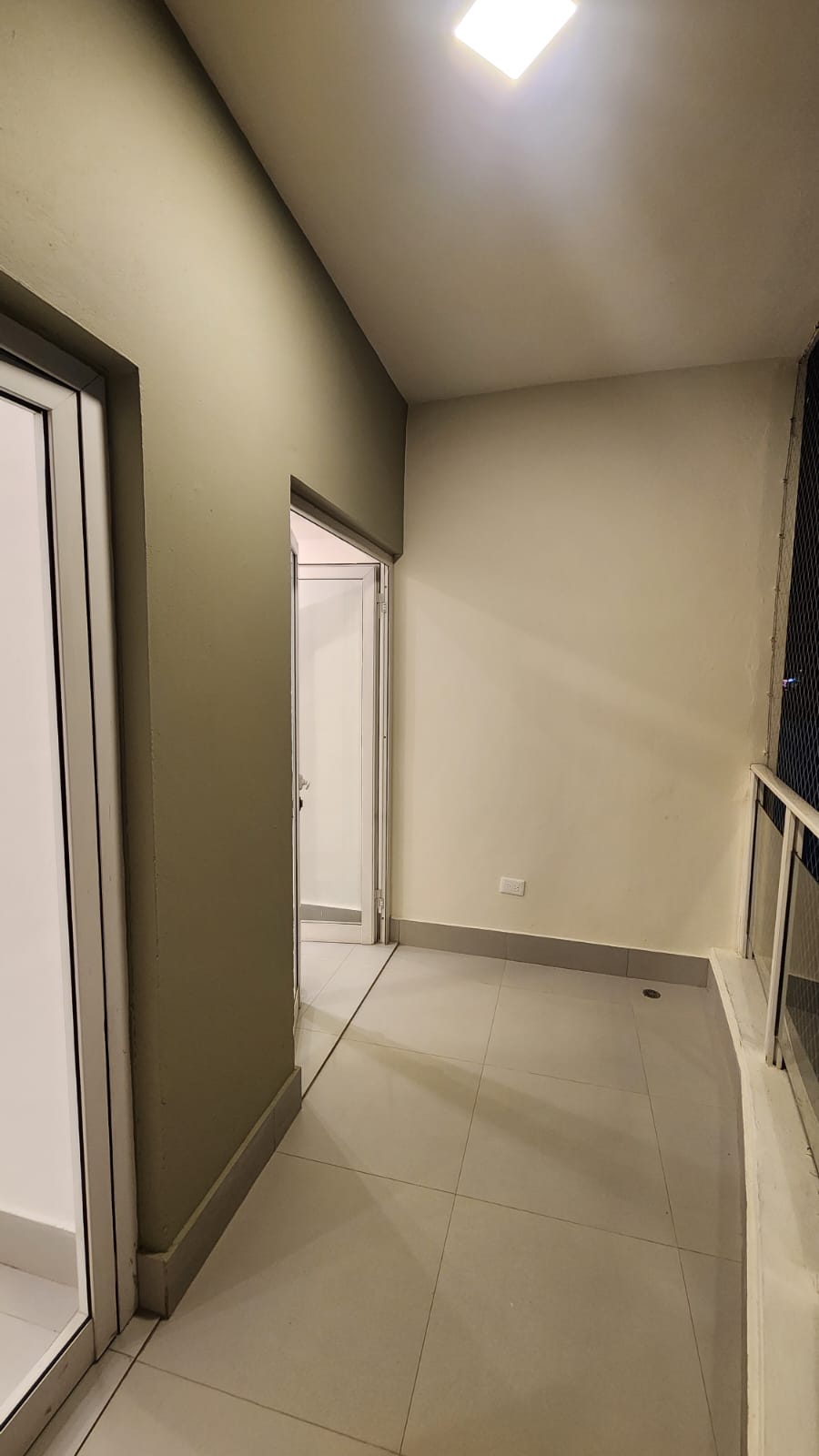 Apartamento 3er. Nivel en Arroyo Hondo Viejo de tres habitaciones 141  Foto 7312115-1.jpg