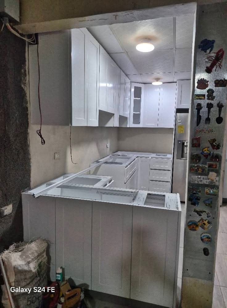 Instalacion de gabinetes de cocina blanco modular  Foto 7312129-2.jpg