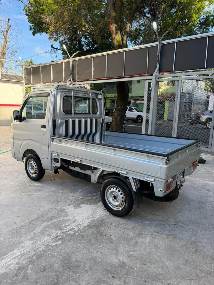 Descripción del vendedor Estado Usado - Como nuevo Daihatsu Hijet Truc Foto 7312147-4.jpg