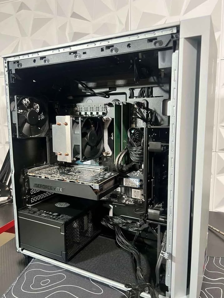 HP Envy Desktop TE02 - PC GAMER en La Vega Foto 7312430-2.jpg