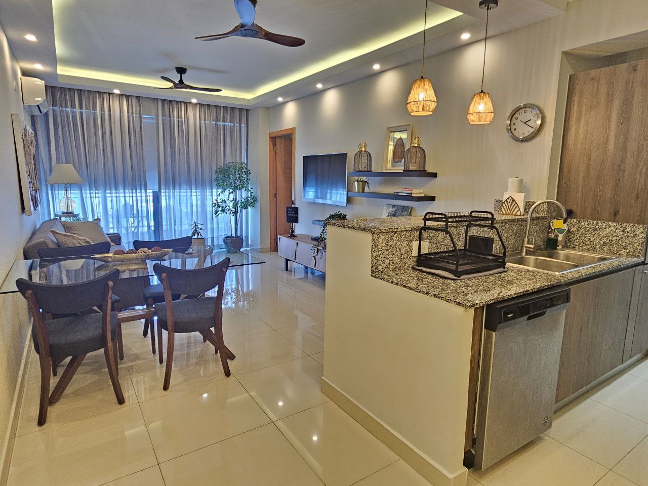 Apartamento en venta amueblado de una habitación en el Ensanche Naco Foto 7312437-3.jpg